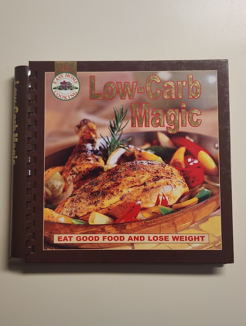 Low-Carb Magic Spiral-bound Cookbook